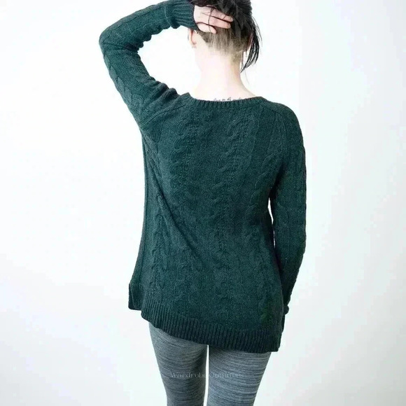 LOFT Camel Hair Sage Green Cable Knit Sweater - M - Picture 4 of 7